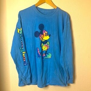 Disneyland long sleeve size L